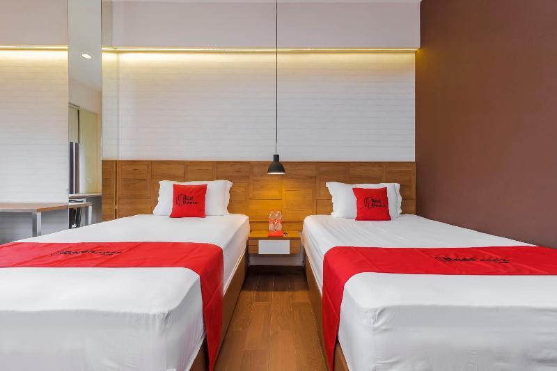 Reddoorz Plus @ Cbd Bintaro South Tangerang Eksteriør bilde